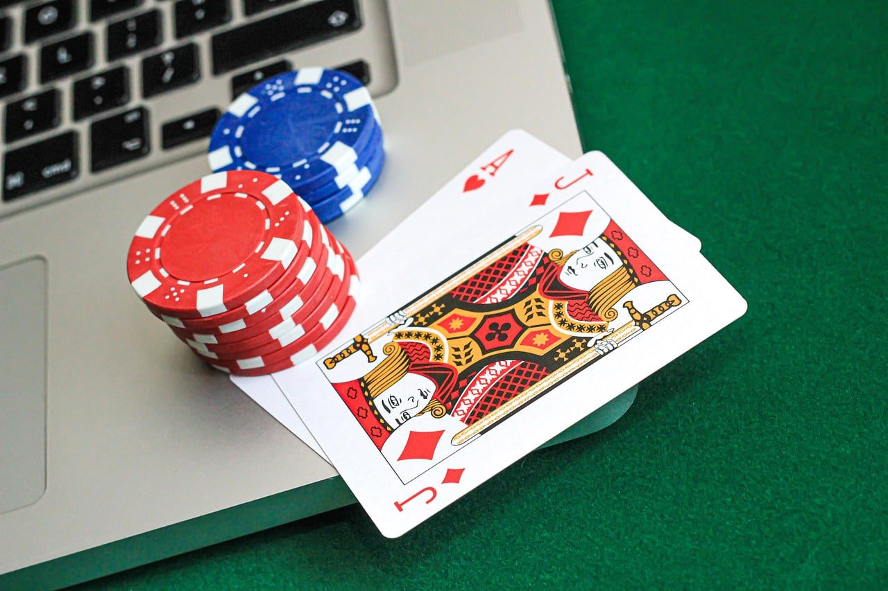 Fitur Scatter yang memicu putaran gratis di Caishen Wins
